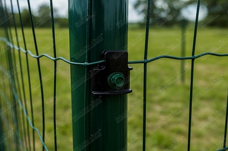 Рулонная сетка Jarditor Mesh-Brico 2,10/100/50 1,0х25м RAL 6005
